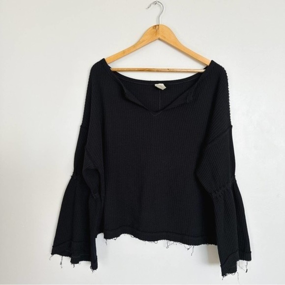We The Free Dahlia Waffle Knit Thermal Bell Sleeve Oversized Top Size Medium - Picture 3 of 10